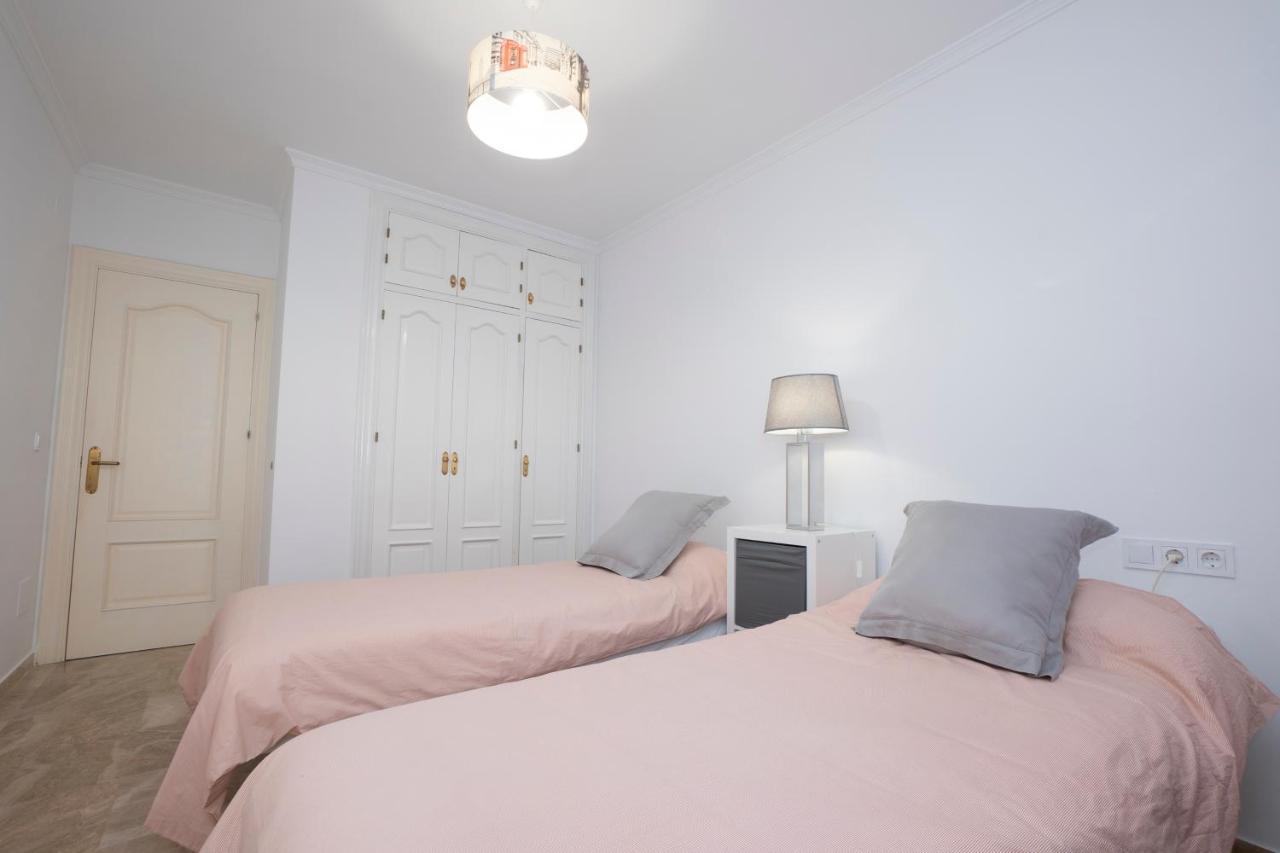 Nerja Jarales Menyber Apartman Kültér fotó